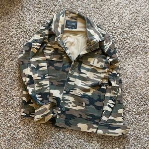 Camo Jacket Size Small